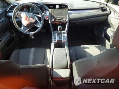 Zdjęcie 8 z 12 samochodu: 2018 HONDA CIVIC EX VIN:2HGFC1F32JH640962 - miniatura