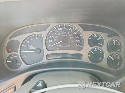 Zdjęcie 9 z 13 samochodu: 2005 GMC YUKON XL DENALI VIN:1GKFK66U05J217362 - miniatura