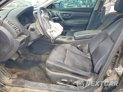 Zdjęcie 7 z 12 samochodu: 2016 NISSAN ALTIMA 2.5 SR VIN:1N4AL3AP4GC209698 - miniatura