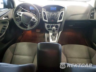 Zdjęcie 8 z 12 samochodu: 2014 FORD FOCUS SE VIN:1FADP3F26EL441540 - miniatura