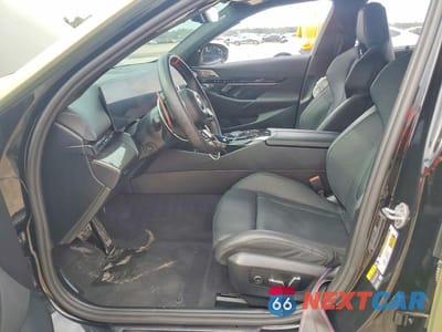 Zdjęcie 7 z 12 samochodu: 2026 BMW M5 TOURING VIN:WBS83GV09TCX03202 - miniatura