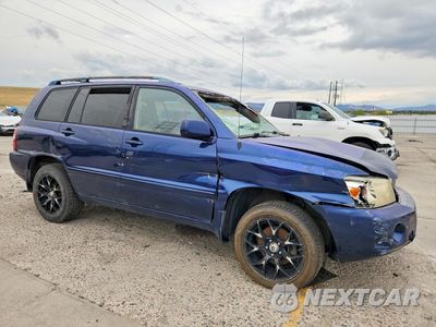 Czwarte zdjęcie samochodu z boku: 2004 TOYOTA HIGHLANDER BASE VIN:JTEEP21A340022726 - miniatura
