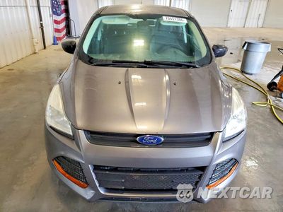 Piąte zdjęcie samochodu w środku: 2013 FORD ESCAPE S VIN:1FMCU0F74DUD69749 - miniatura