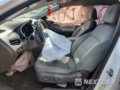 Zdjęcie 7 z 12 samochodu: 2019 CHEVROLET MALIBU LT VIN:1G1ZD5ST1KF199407 - miniatura