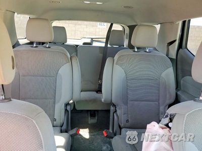 Zdjęcie 10 z 13 samochodu: 2021 CHEVROLET TRAVERSE LT VIN:1GNERGKW8MJ155988 - miniatura
