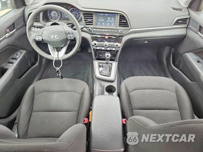 Zdjęcie 8 z 12 samochodu: 2020 HYUNDAI ELANTRA SEL VIN:5NPD84LF4LH546647 - miniatura