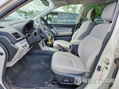 Zdjęcie 7 z 13 samochodu: 2018 SUBARU FORESTER 2.5I PREMIUM VIN:JF2SJAEC2JH531686 - miniatura