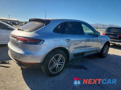 Trzecie zdjęcie samochodu z tyłu: 2020 PORSCHE MACAN VIN:WP1AA2A54LLB07528 - miniatura