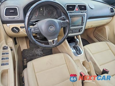 Zdjęcie 8 z 12 samochodu: 2012 VOLKSWAGEN EOS KOMFORT VIN:WVWBW7AH9CV013048 - miniatura