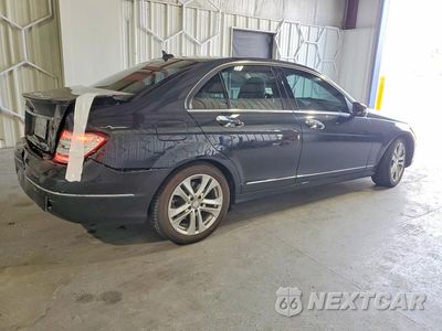 Trzecie zdjęcie samochodu z tyłu: 2014 MERCEDES-BENZ C 250 VIN:WDDGF4HB5ER308011 - miniatura