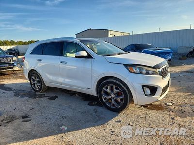 Czwarte zdjęcie samochodu z boku: 2016 KIA SORENTO SX V6 VIN:5XYPKDA56GG016783 - miniatura