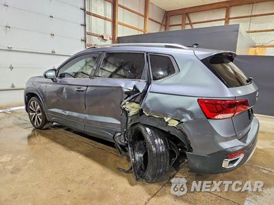 Drugie zdjęcie samochodu z przodu: 2024 VOLKSWAGEN TAOS SE VIN:3VVSX7B23RM035400 - miniatura