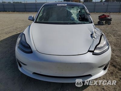Piąte zdjęcie samochodu w środku: 2020 TESLA MODEL 3 VIN:5YJ3E1ECXLF742936 - miniatura