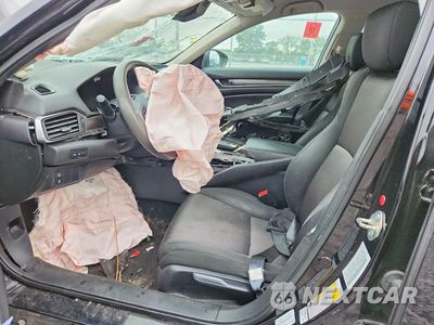 Zdjęcie 7 z 12 samochodu: 2019 HONDA ACCORD LX VIN:1HGCV1F14KA165066 - miniatura