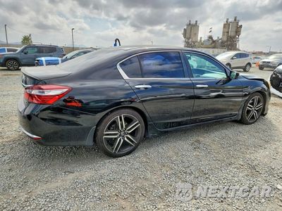 Trzecie zdjęcie samochodu z tyłu: 2017 HONDA ACCORD SPORT VIN:1HGCR2F56HA039278 - miniatura