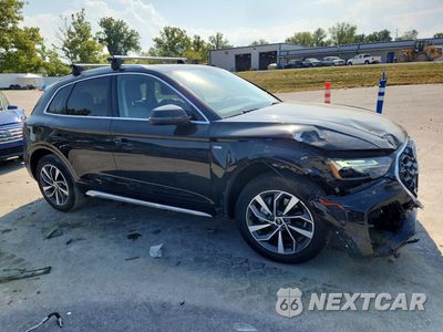 Czwarte zdjęcie samochodu z boku: 2023 AUDI Q5 PREMIUM PLUS 45 VIN:WA1EAAFYXP2055280 - miniatura