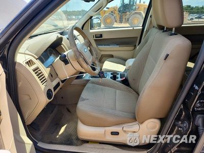 Zdjęcie 7 z 13 samochodu: 2010 FORD ESCAPE XLT VIN:1FMCU0D77AKB11610 - miniatura