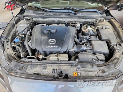 Zdjęcie 11 z 12 samochodu: 2018 MAZDA 3 SPORT VIN:3MZBN1U71JM190054 - miniatura