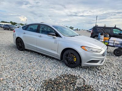 Czwarte zdjęcie samochodu z boku: 2018 FORD FUSION SE HYBRID VIN:3FA6P0LU3JR221264 - miniatura