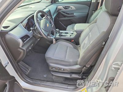Zdjęcie 7 z 13 samochodu: 2019 CHEVROLET TRAVERSE LT VIN:1GNERGKW4KJ318469 - miniatura