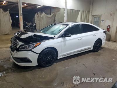 2015 HYUNDAI SONATA SPORT 5NPE34AF5FH033059 - główne zdjęcie licytacji z USA - miniatura