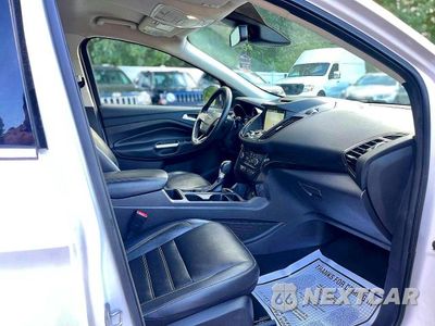 Piąte zdjęcie samochodu w środku: 2018 FORD ESCAPE TITANIUM VIN:1FMCU0J94JUB97212 - miniatura