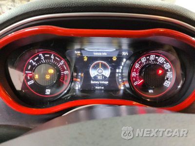 Zdjęcie 9 z 13 samochodu: 2017 DODGE CHALLENGER SXT VIN:2C3CDZAGXHH542803 - miniatura
