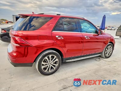 Trzecie zdjęcie samochodu z tyłu: 2016 MERCEDES-BENZ GLE 350 4MATIC VIN:4JGDA5HB6GA643020 - miniatura