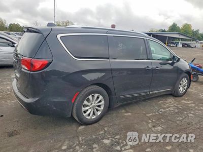 Trzecie zdjęcie samochodu z tyłu: 2019 CHRYSLER PACIFICA TOURING L VIN:2C4RC1BG6KR537415 - miniatura