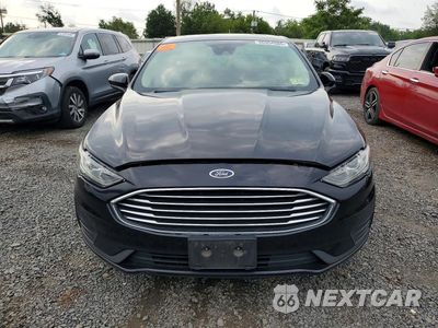 Piąte zdjęcie samochodu w środku: 2019 FORD FUSION SE VIN:3FA6P0LU5KR192304 - miniatura