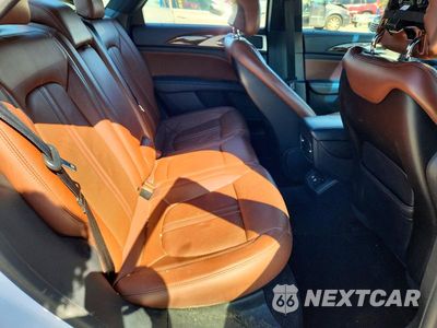 Zdjęcie 10 z 12 samochodu: 2017 LINCOLN MKZ RESERVE VIN:3LN6L5E91HR660416 - miniatura