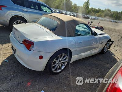 Trzecie zdjęcie samochodu z tyłu: 2006 BMW Z4 3.0 VIN:4USBU33516LW66369 - miniatura