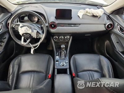 Zdjęcie 8 z 13 samochodu: 2019 MAZDA CX-3 GRAND TOURING VIN:JM1DKFD75K1455994 - miniatura