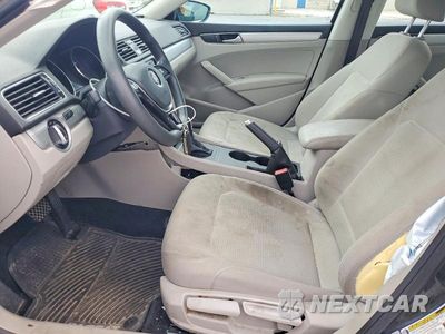 Zdjęcie 7 z 12 samochodu: 2017 VOLKSWAGEN PASSAT S VIN:1VWAT7A36HC008091 - miniatura