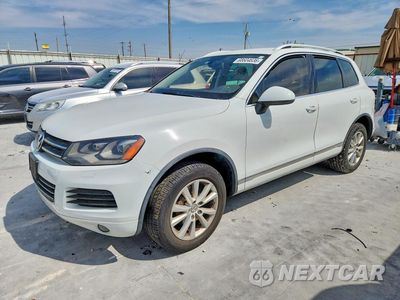 2014 VOLKSWAGEN TOUAREG V6 WVGEF9BP1ED002693 - główne zdjęcie licytacji z USA - miniatura