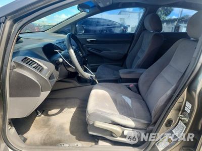 Zdjęcie 7 z 12 samochodu: 2007 HONDA CIVIC LX VIN:2HGFA16577H308046 - miniatura