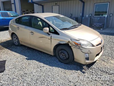 Czwarte zdjęcie samochodu z boku: 2011 TOYOTA PRIUS FOUR VIN:JTDKN3DU8B1400135 - miniatura