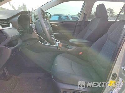 Zdjęcie 7 z 13 samochodu: 2021 TOYOTA RAV4 HYBRID XLE VIN:4T3RWRFV2MU039073 - miniatura