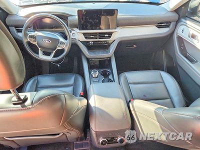 Zdjęcie 8 z 14 samochodu: 2025 FORD EXPLORER ACTIVE VIN:1FMUK8DH0SGA71327 - miniatura