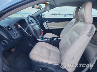 Zdjęcie 7 z 12 samochodu: 2013 VOLVO C70 T5 VIN:YV1672MC2DJ140700 - miniatura