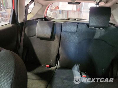 Zdjęcie 10 z 13 samochodu: 2012 HONDA FIT SPORT VIN:JHMGE8H59CC024359 - miniatura