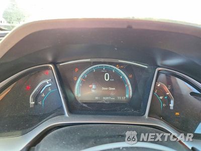 Zdjęcie 9 z 12 samochodu: 2019 HONDA CIVIC EX VIN:19XFC1F30KE010661 - miniatura