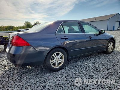 Trzecie zdjęcie samochodu z tyłu: 2007 HONDA ACCORD SE VIN:1HGCM56357A196006 - miniatura
