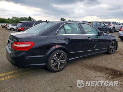 Trzecie zdjęcie samochodu z tyłu: 2011 MERCEDES-BENZ E 350 4MATIC VIN:WDDHF8HB0BA386606 - miniatura