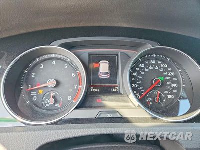 Zdjęcie 9 z 12 samochodu: 2018 VOLKSWAGEN GTI S/SE VIN:3VW447AU0JM261091 - miniatura