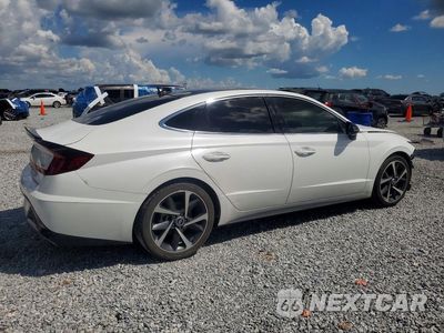 Trzecie zdjęcie samochodu z tyłu: 2021 HYUNDAI SONATA SEL PLUS VIN:5NPEJ4J29MH062578 - miniatura