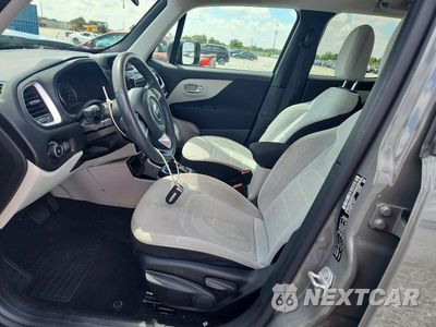Zdjęcie 7 z 13 samochodu: 2020 JEEP RENEGADE LATITUDE VIN:ZACNJABB7LPL04400 - miniatura
