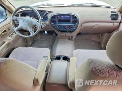 Zdjęcie 8 z 12 samochodu: 2001 TOYOTA TUNDRA SR5 VIN:5TBRT34161S196486 - miniatura