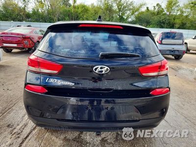 Zdjęcie 6 z 13 samochodu: 2018 HYUNDAI ELANTRA GT BASE VIN:KMHH35LE3JU074226 - miniatura