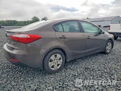 Trzecie zdjęcie samochodu z tyłu: 2015 KIA FORTE LX VIN:KNAFX4A65F5279812 - miniatura